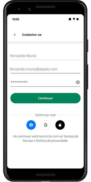 Tela de cadastro no aplicativo Skeelo. Dados solicitados: nome, e-mail e senha do usuário.